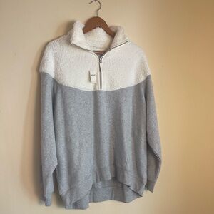 Aerie Oversized Faux Sherpa Quarter Zip Fleece Gray White Fleece NWT M Lounge